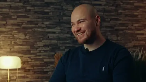 Videointerview: Erfahrungsbericht aus dem Bereich Unternehmensberatung für KI-Telefonagenten